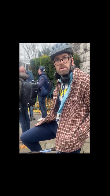 Leftist Irish Journo Gets Called Out for Branding Critics "Far Right"