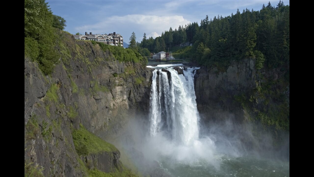 Ever been to Snoqualmie Falls in Washington? | Junto Journeys