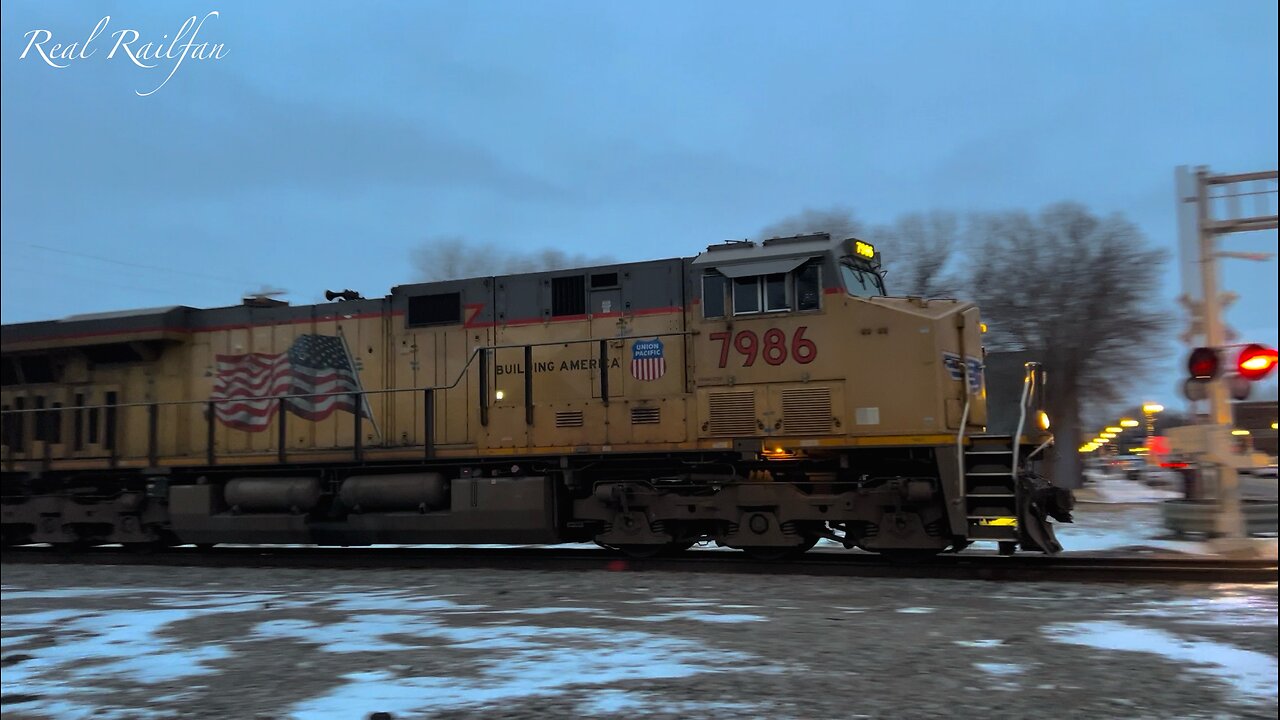 FINALLY SNOW and First Trains of 2024 on BNSF Hinckley Subdivision