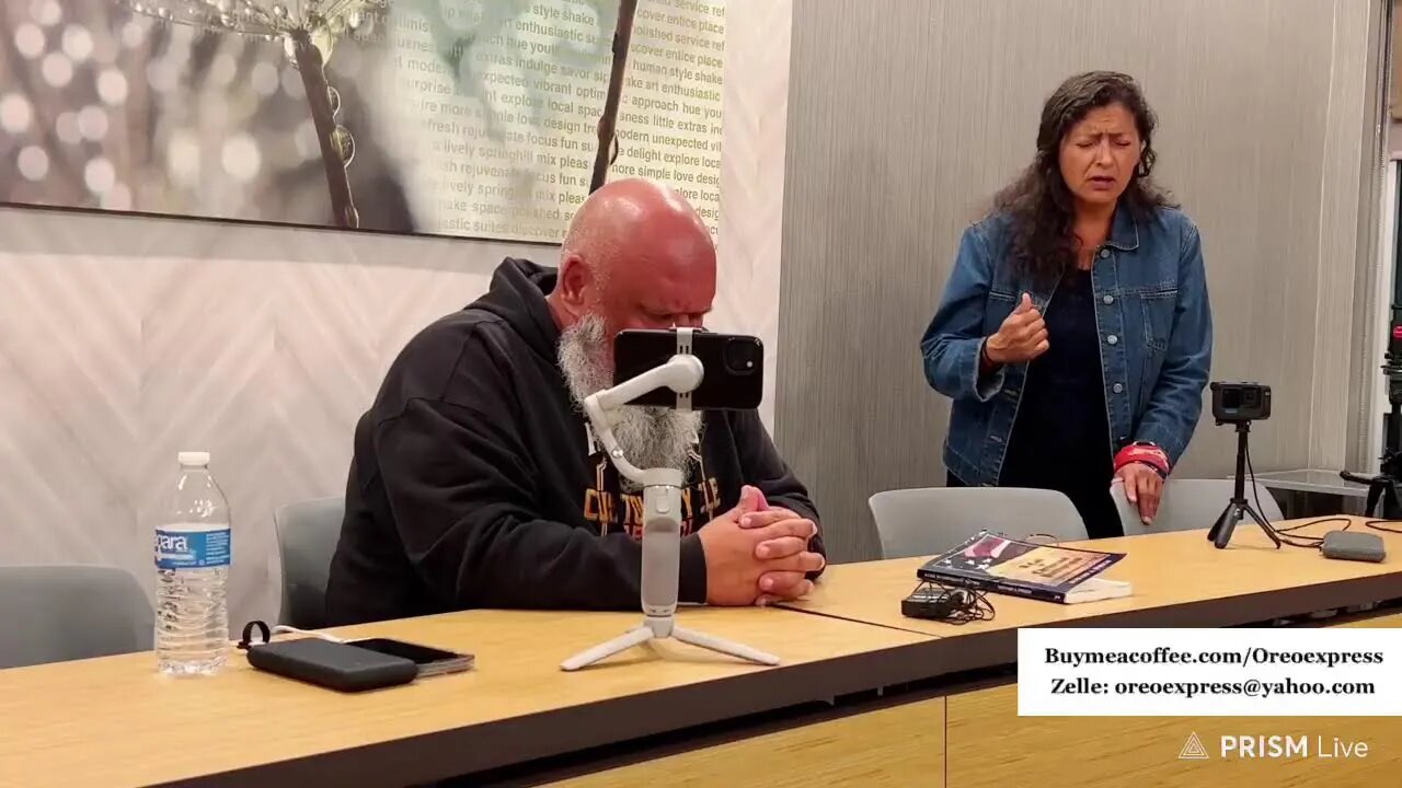 Live - 1776 Restoration Movement - group chat with Santa