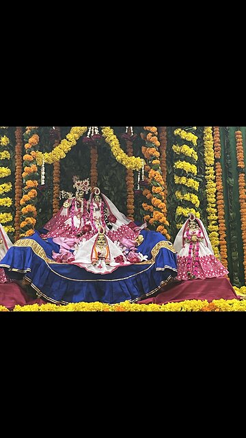 Live Radha Rani Darsan & Arti Ladli Ji Maharaj Barsana