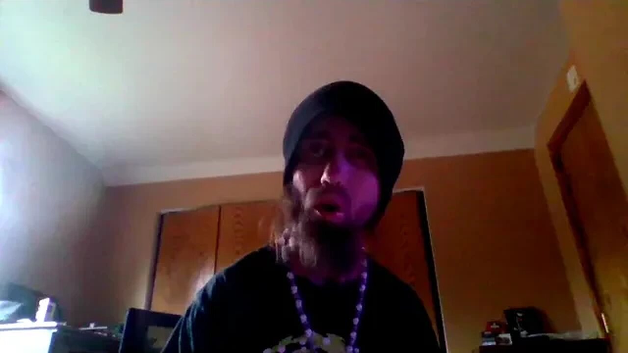 Cyraxx live on FB, deleted stream. 10/7/2022