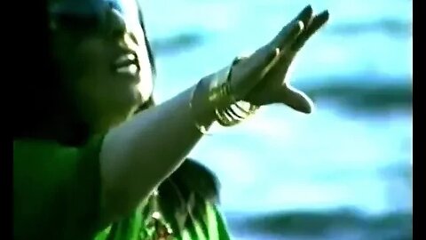 Άντζελα Δημητρίου - Εμένα μη με κλαις (2001) - Official Music Video