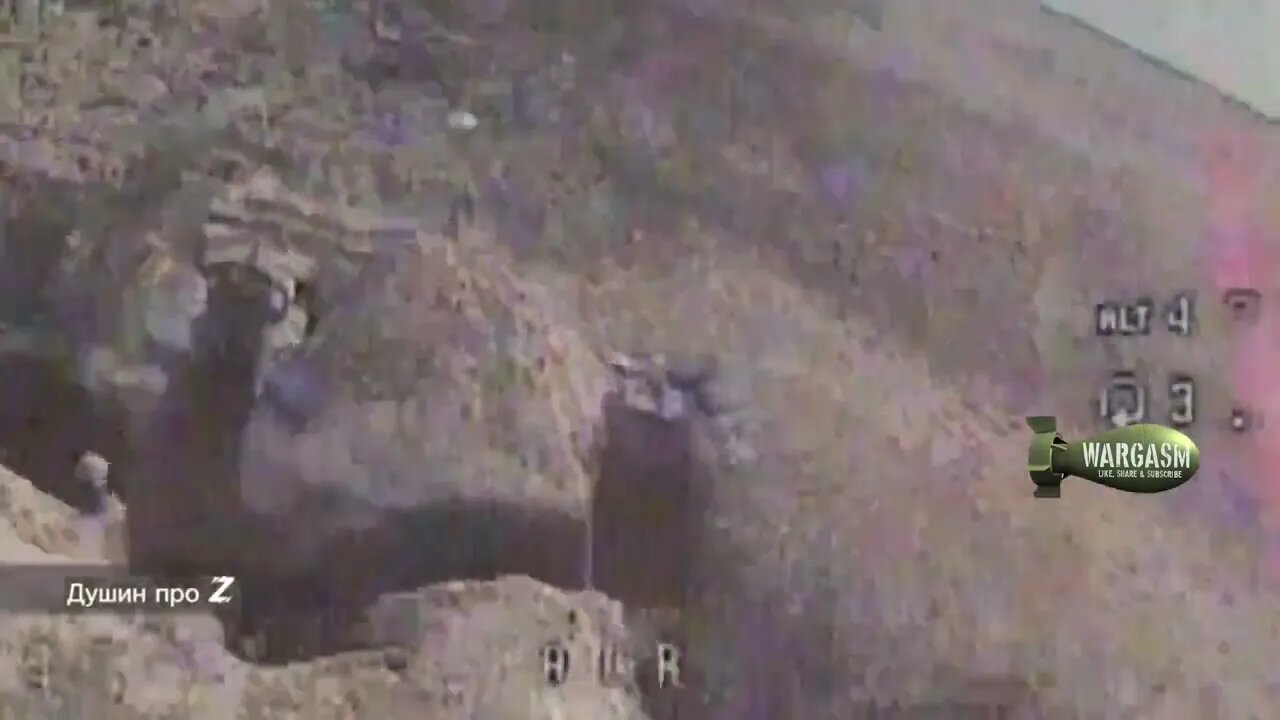 FPV kamikaze drone strikes Ukrainian trench near Ugledar