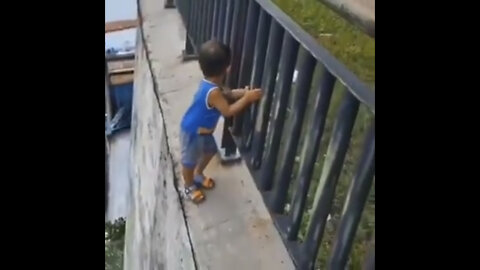 Never believe what you see on TV. (Nunca confies lo que ves en la TV)