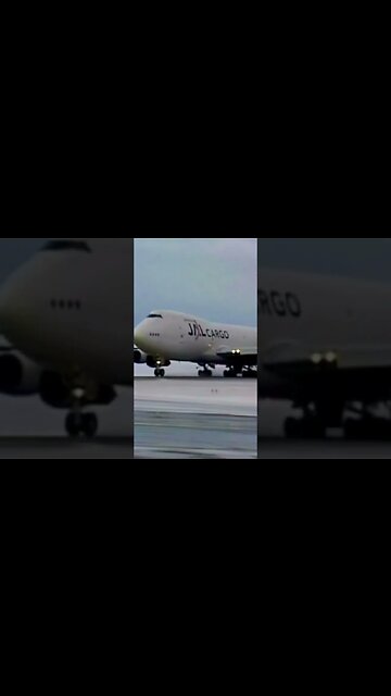 ❄️Boeing 747 departs Alaska #aviation #boeing747 #takeoff