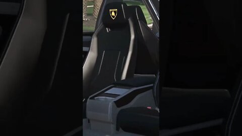 "Lamborghini Urus Stretch"