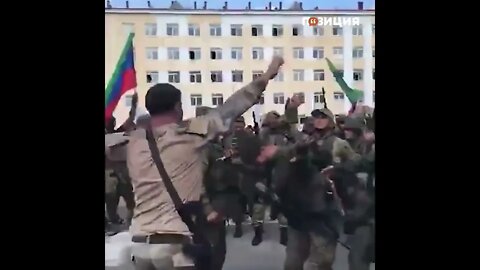 The dzhigits of the North Caucasus go to defend their homeland with music and dancing!