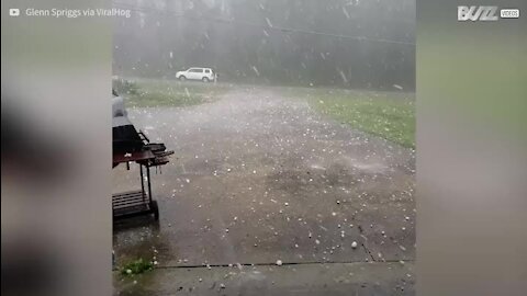 Violenta tempestade de granizo em Carolina do Norte