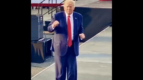 Donald Trump Dances To The Harry Potter Theme Song