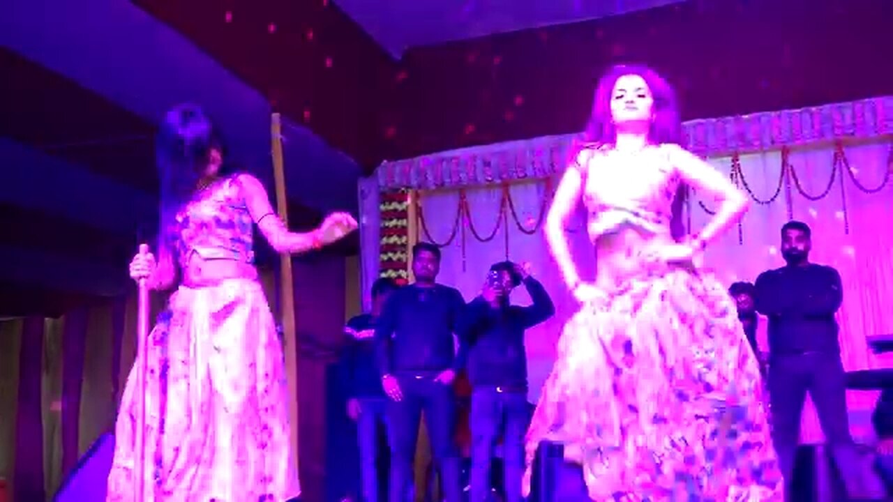 Mahi manisa dance performance