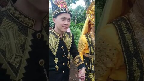 Pakaian Adat Aceh.