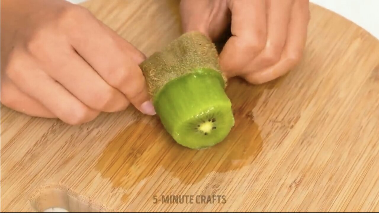 How to peel and cut fruits and vegetables