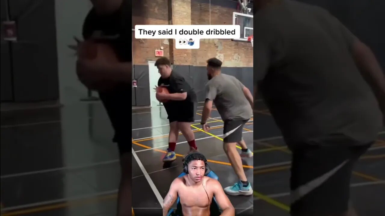 They clearly don’t know how to hoop 😂🤦🏾♂️ … #nba #basketball #shorts