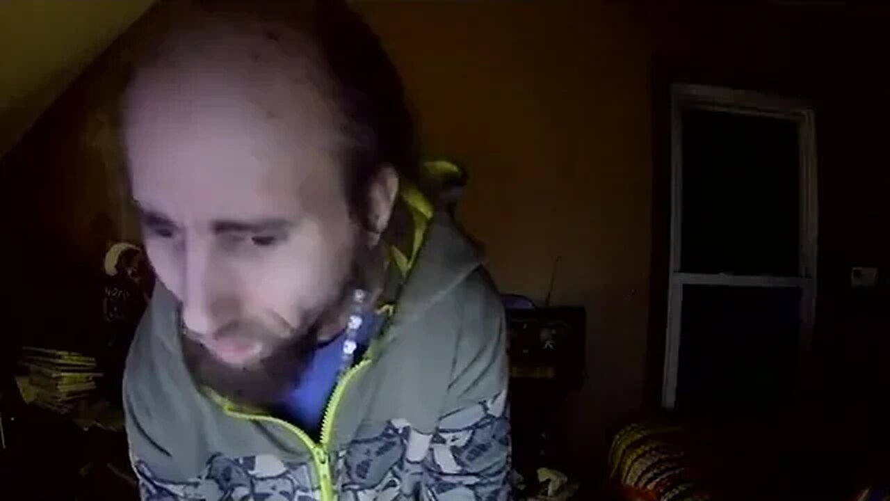Cyraxx on Ytube. "WHY CANT ANY OF YOU TROLLS LEAVE ME ALONE". Deleted. 12/2/2022