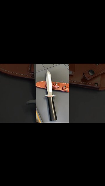 HOLY S***!! One of the best combat knives ever! #tacticalknife #edc