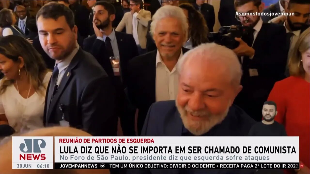 Lula vai à abertura do Foro de São Paulo e diz que tem orgulho de ser chamado de comunista