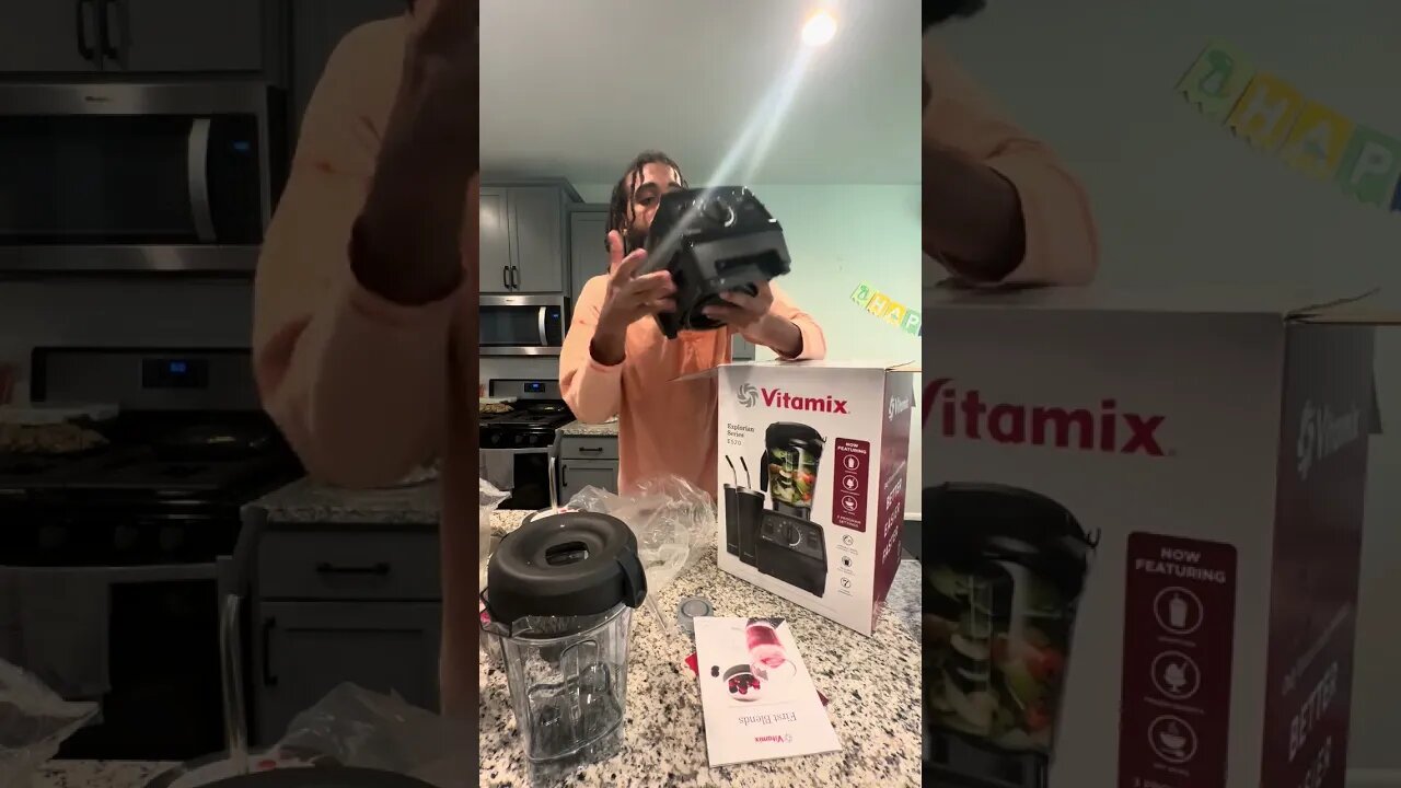 Vitamix ￼unboxing with Rock Mercury ￼