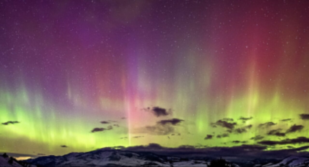 We Are In Trouble | Auroral Record Shatters as Magnetic Poles Shift