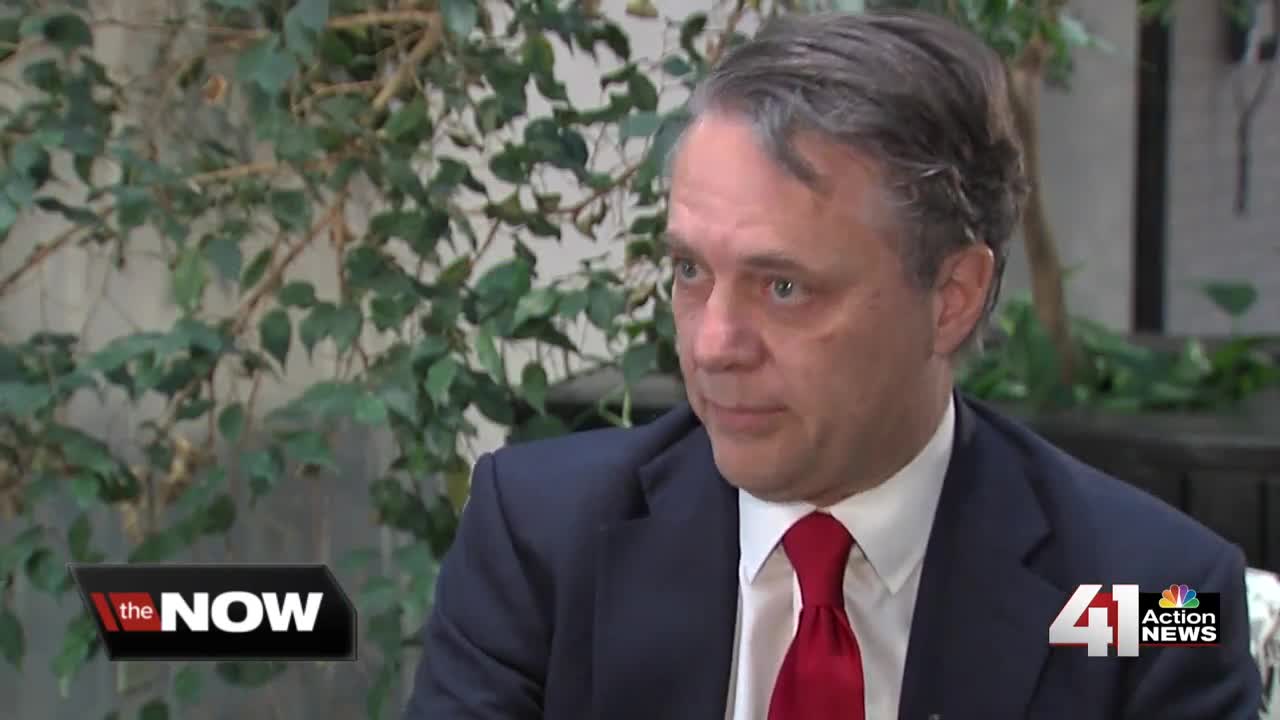 Kansas Gov. Jeff Colyer signs order for paid parental leave