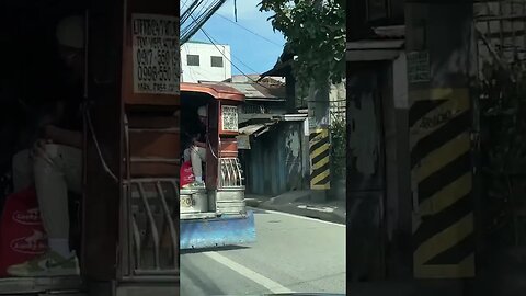 Jeepney Stays in Front #viral #shortvideo #shortsvideo #shortsfeed #travel #shorts #short #subscribe