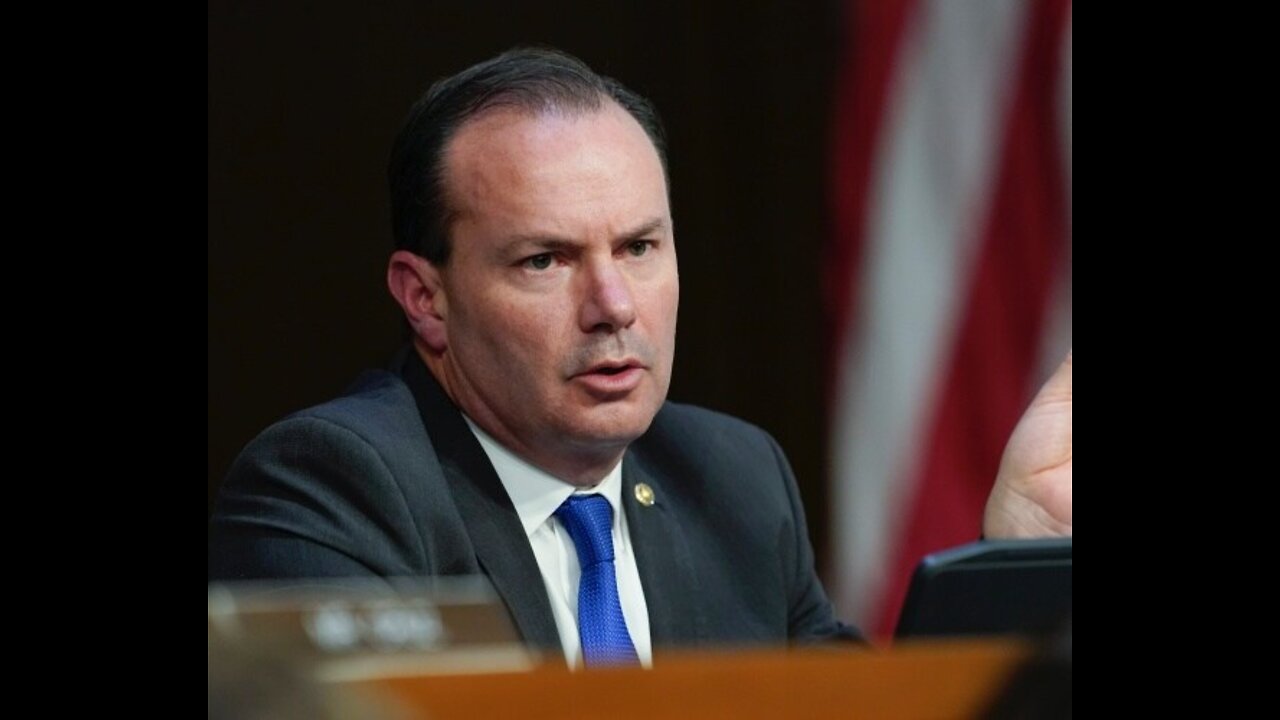 Trump Endorses Incumbent Mike Lee for Utah Senate in 2022