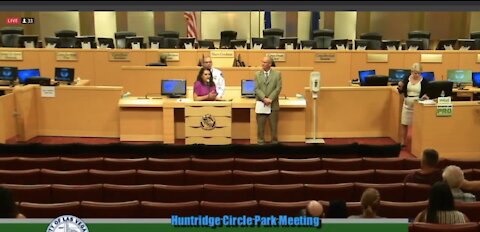 Community discusses Huntridge Circle Park future during meeting