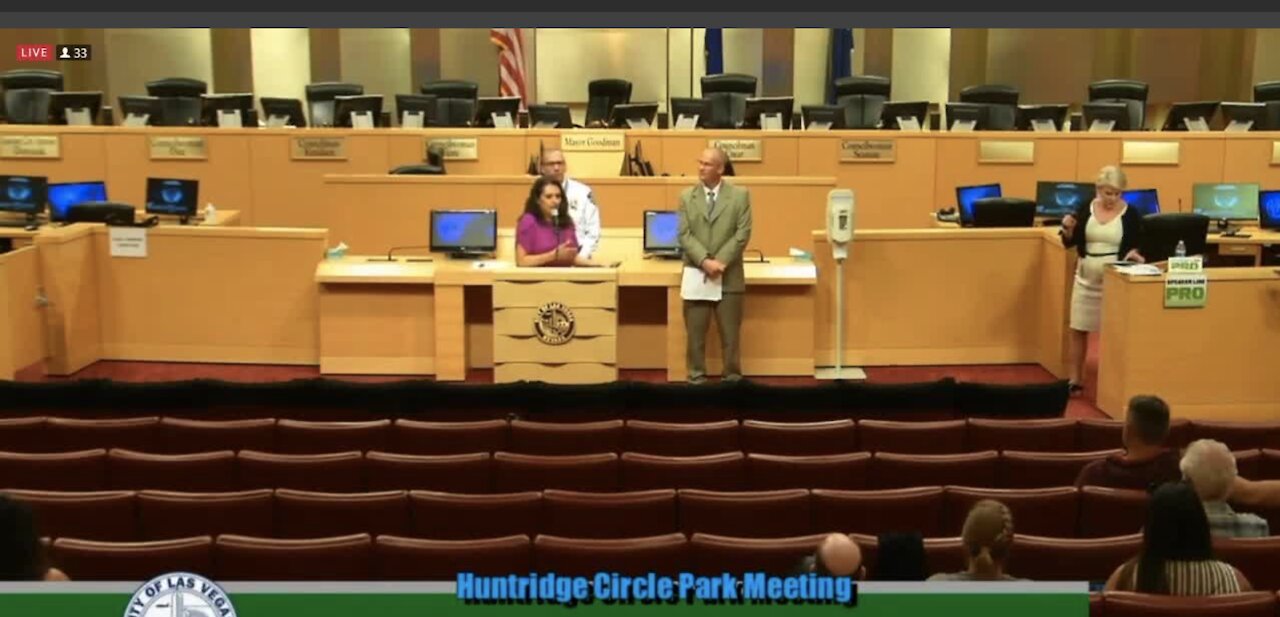 Community discusses Huntridge Circle Park future during meeting