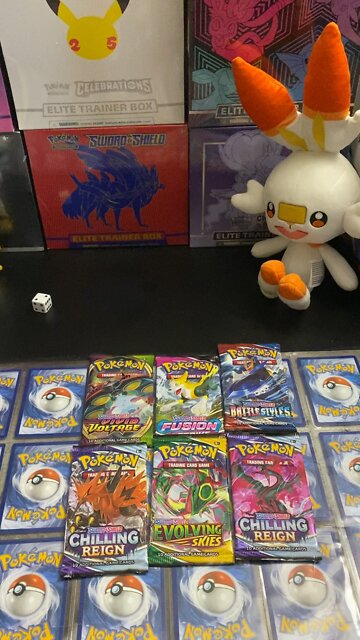 Pokémon Daily Pack Opening!!