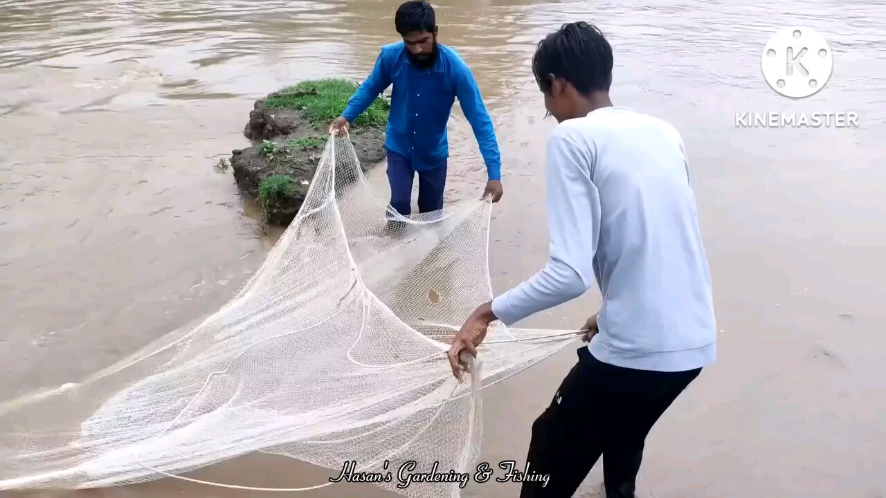 eavy Rain! Catching Big Catla Fish & Rohu Fishes.