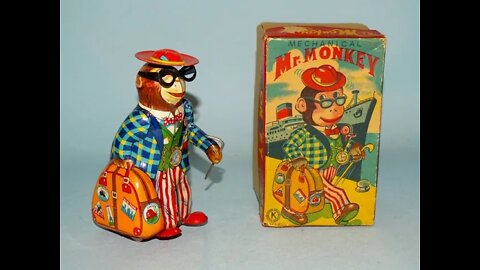 All Tin Mr Monkey is a world renown Traveler!