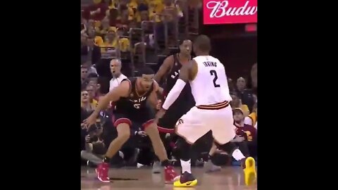 Kyrie Irving behind the back 🏀