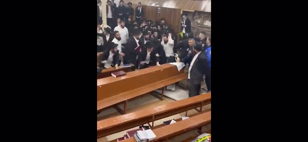 BRAWL 10 arrested in Chabad HQ: bizarre secret underground tunnel