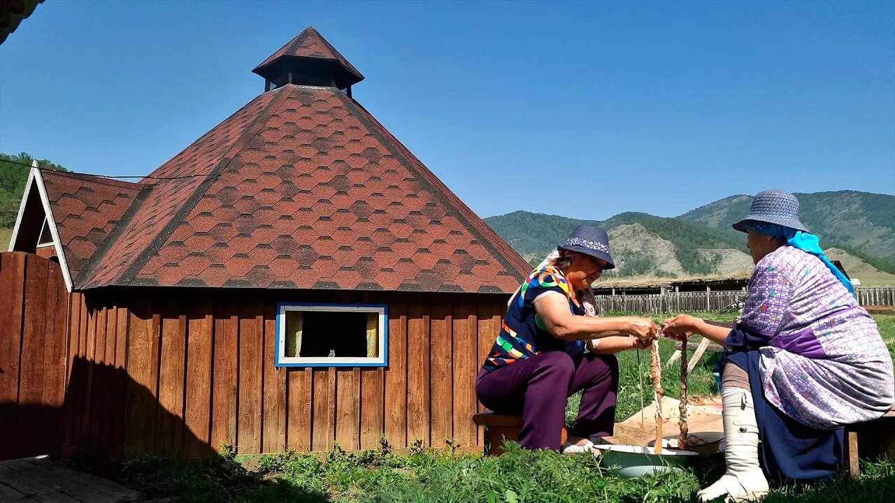 How people live in the Altai mountains. Life in remote villages of Russia