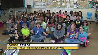 Kevin visits Blair Moody Elementary in Taylor