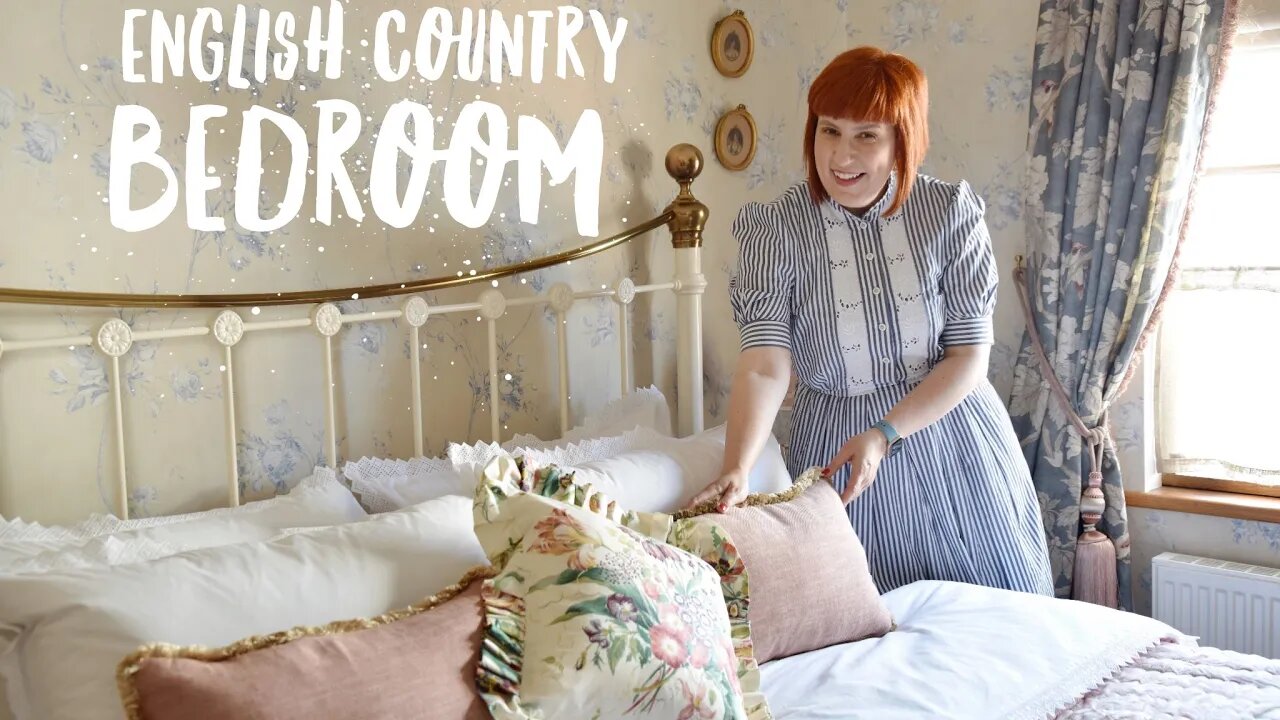 How we decorated our ENGLISH COUNTRY BEDROOM (Victorian Terraced House)