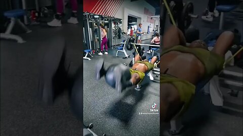 Never let these chicks Shame your preferences 👑