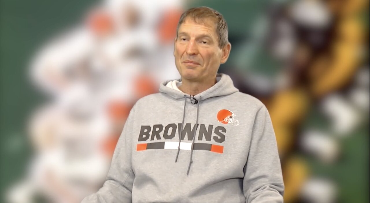 Bernie Kosar's '85 Draft audible to become a Cleveland Brown