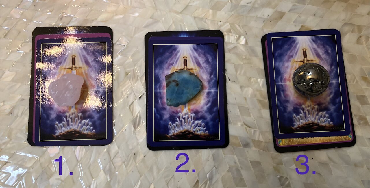 Timeless Pick-A-card Messages from the Angelic Realm