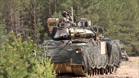 U.S. Soldiers Conduct Infantry Dismount