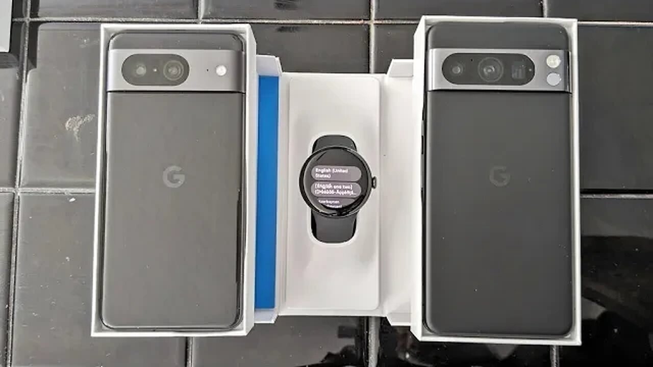 Google Pixel 8, Pixel 8 Pro, Pixel Watch 2 Unboxing