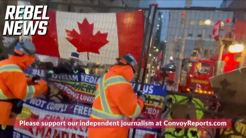 🇨🇦PARLIAMENT HILL IS NOW FENCED IN *IMPORTANT***