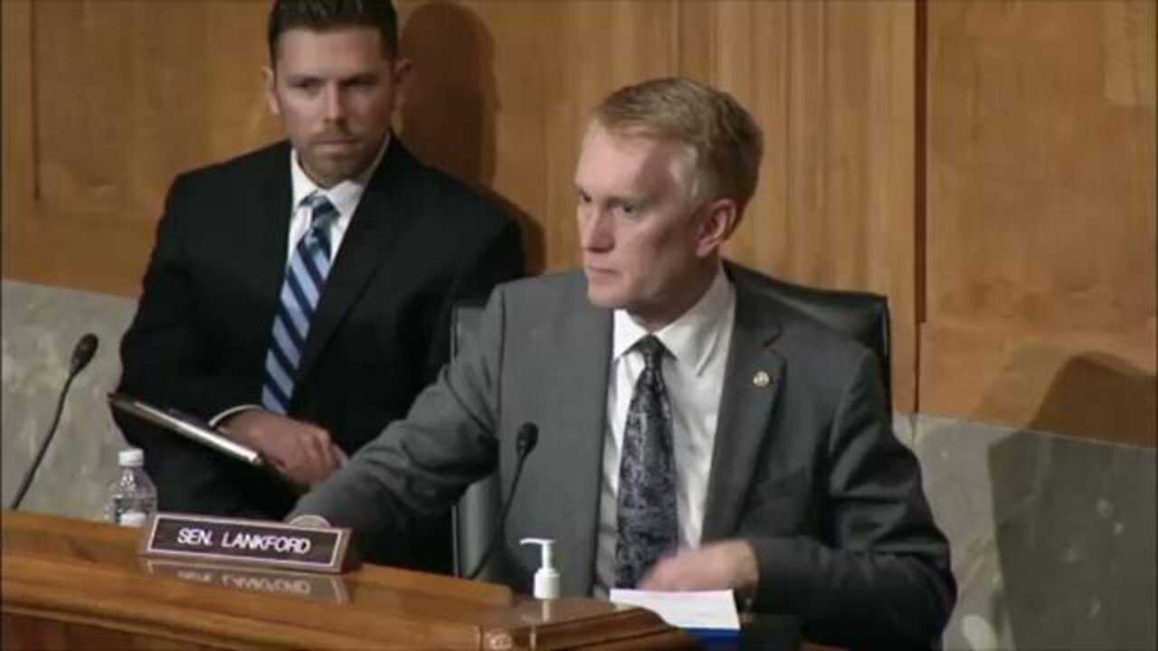 Senator Hawley Grills Facebook Executive And Gets Him To Admit That They Have Coordinated With