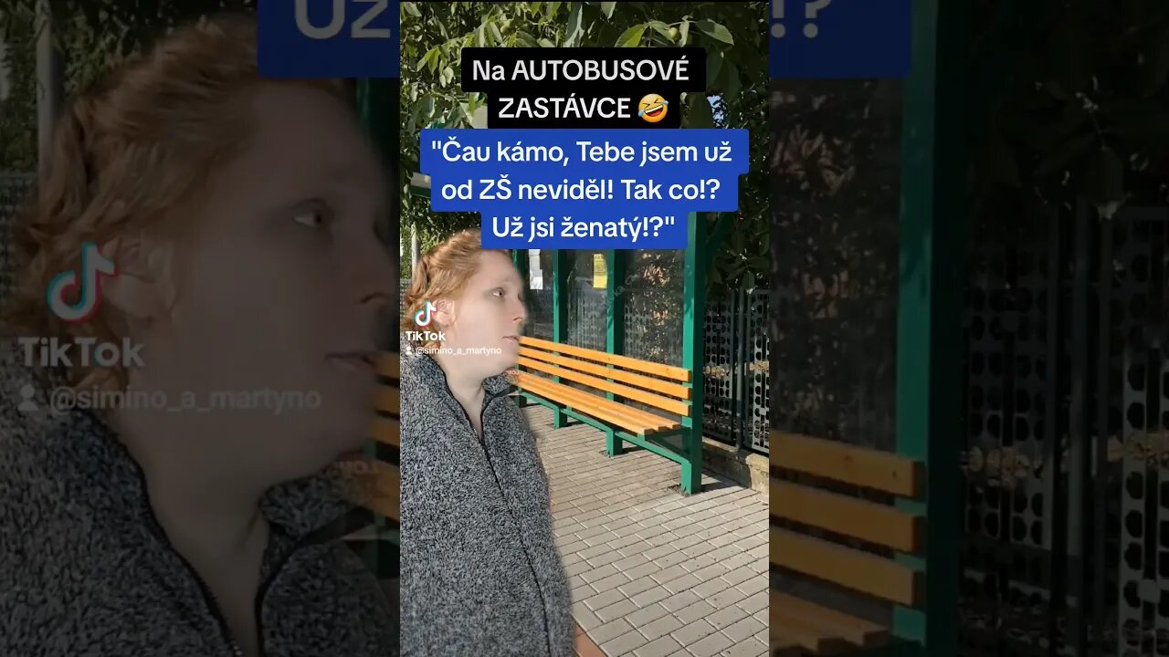 Potkal jsem bývalého SPOLUŽÁKA ze ZŠ na AUTOBUSOVÉ ZASTÁVCE! #funny #shorts