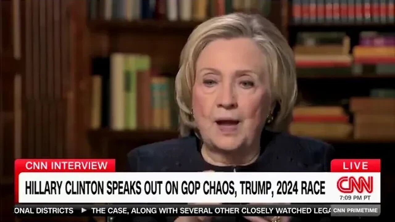 Hillary Clinton says Trump supporters need "deprogramming"