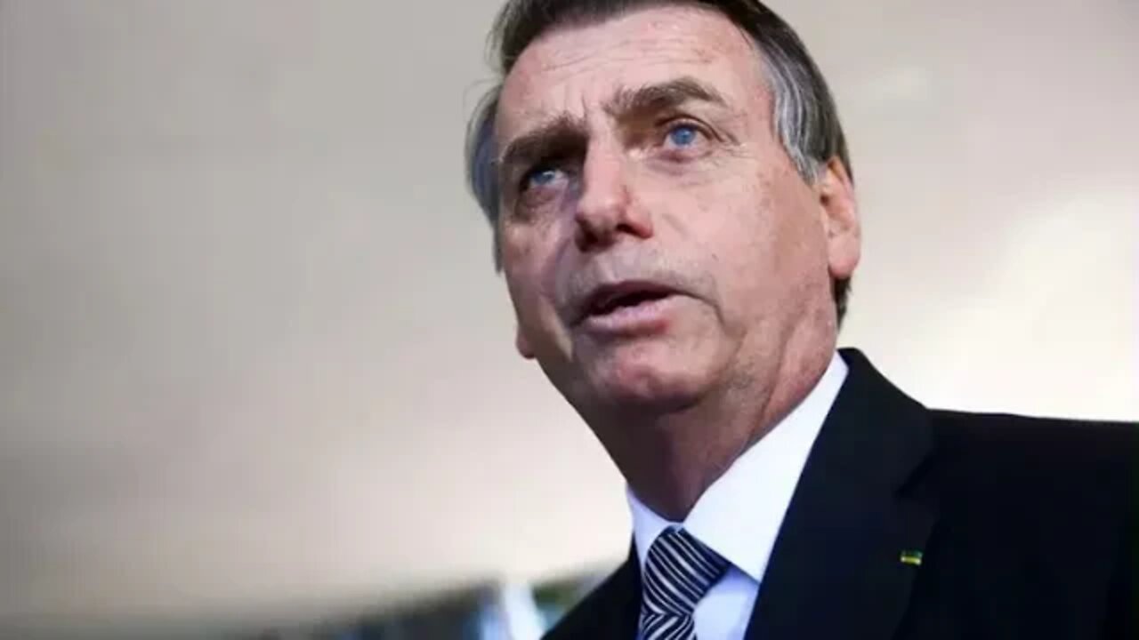 Presidente Bolsonaro recebe alta médica e deixa hospital após cirurgia em SP