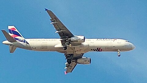 Airbus A321 PT-MXH coming from Brasília to Fortaleza