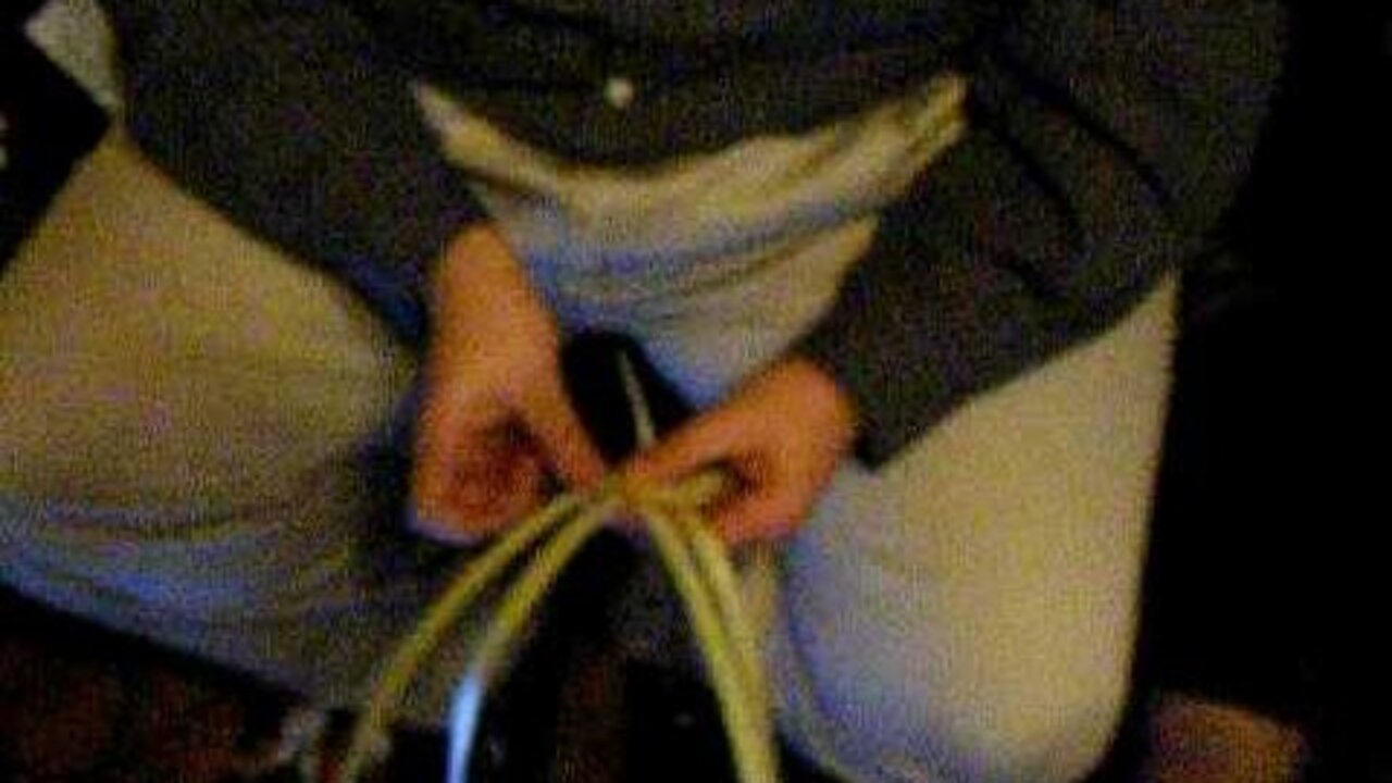 Weaving the palms 3