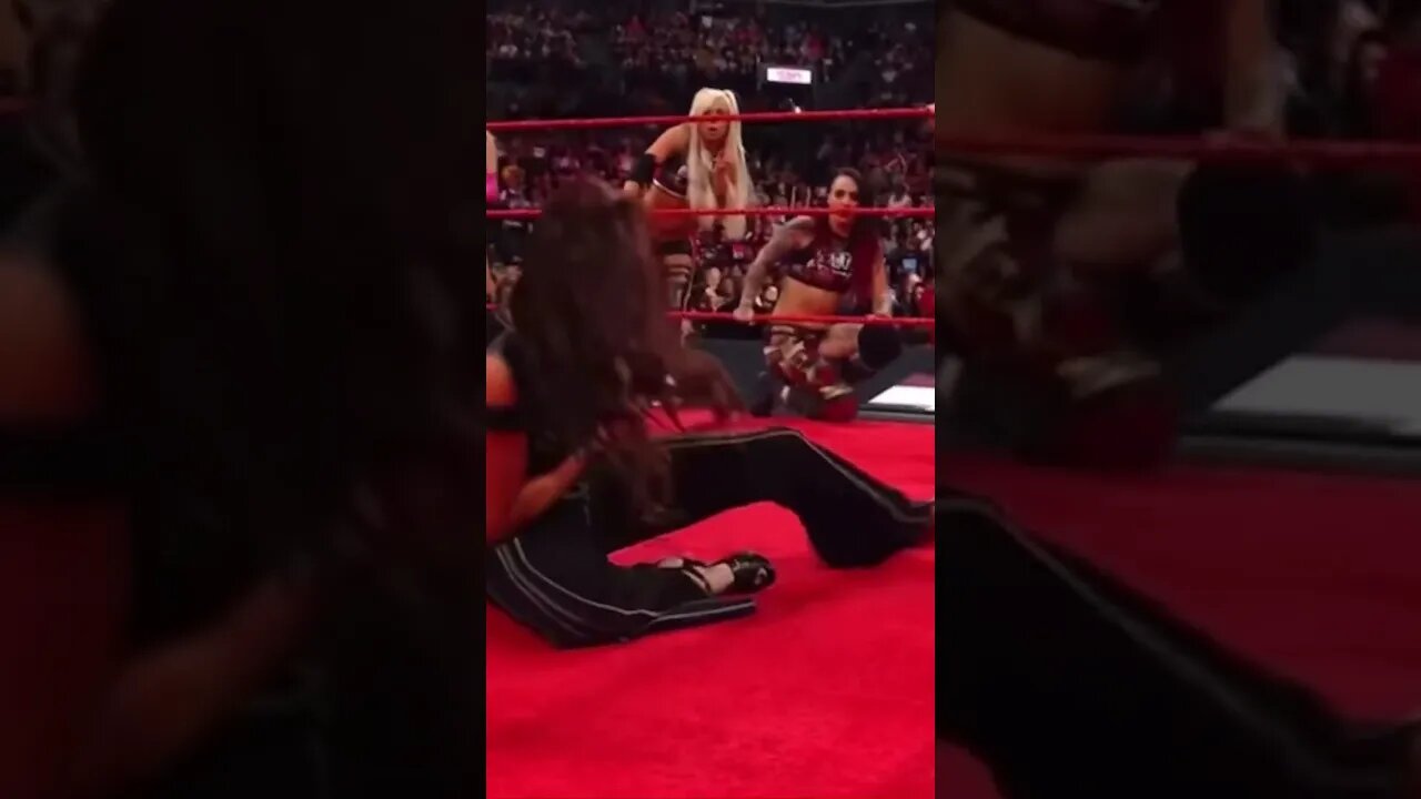 Ronda rousey puts Stephanie McMahon into an arm bar on WWE Raw ! #shorts