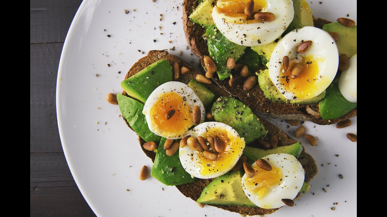 Avocado Toast with Egg